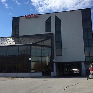 Montecassino Hotel & Event Centre